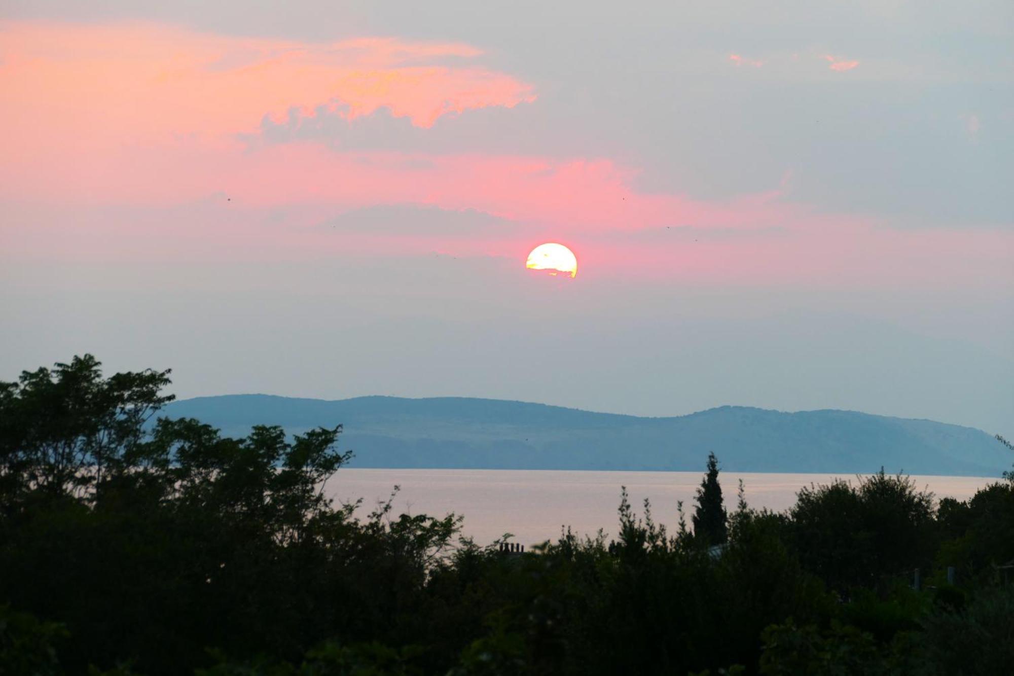 Apartmani Bura Crikvenica Exterior photo